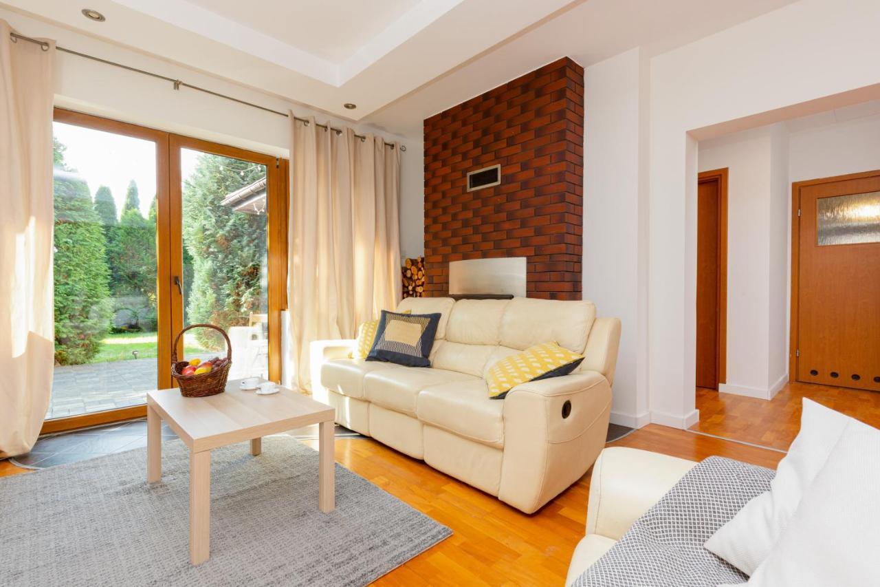 Holiday House Cinema Experience Warsaw Michalowice By Renters Villa Exterior photo