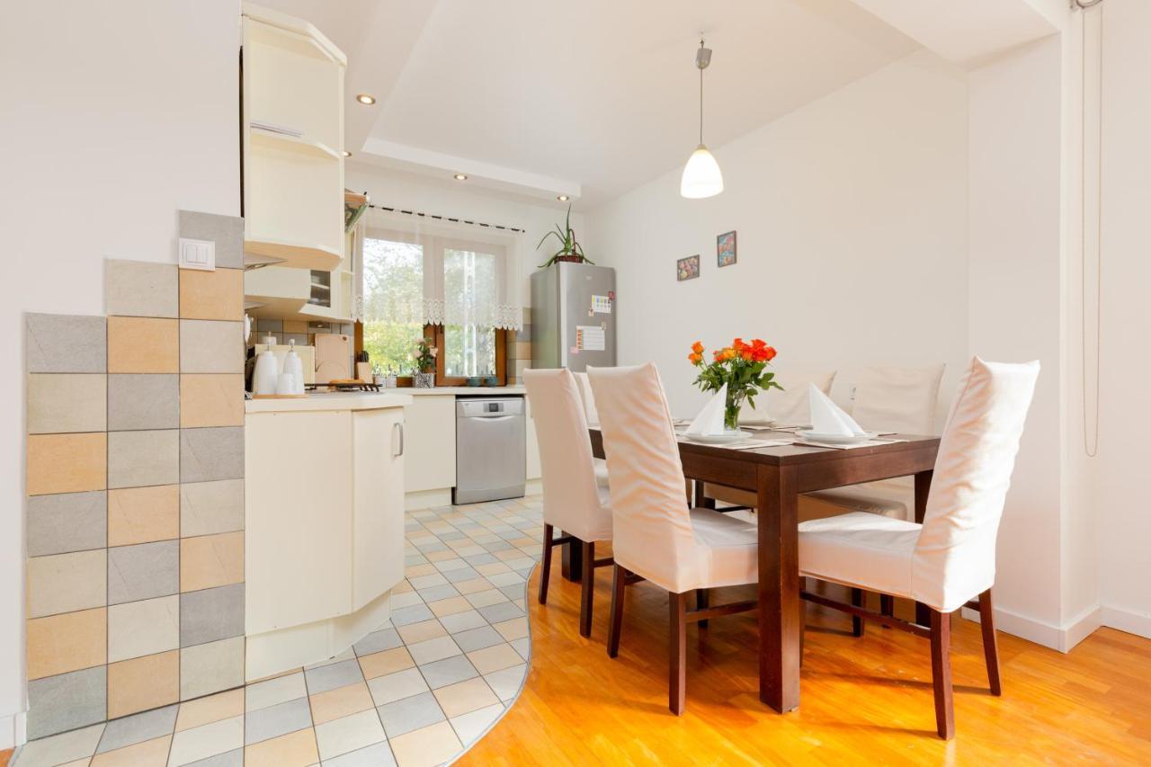 Holiday House Cinema Experience Warsaw Michalowice By Renters Villa Exterior photo